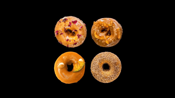 I donut di taro di Holey Grail, che ha esordito  a Los Angeles